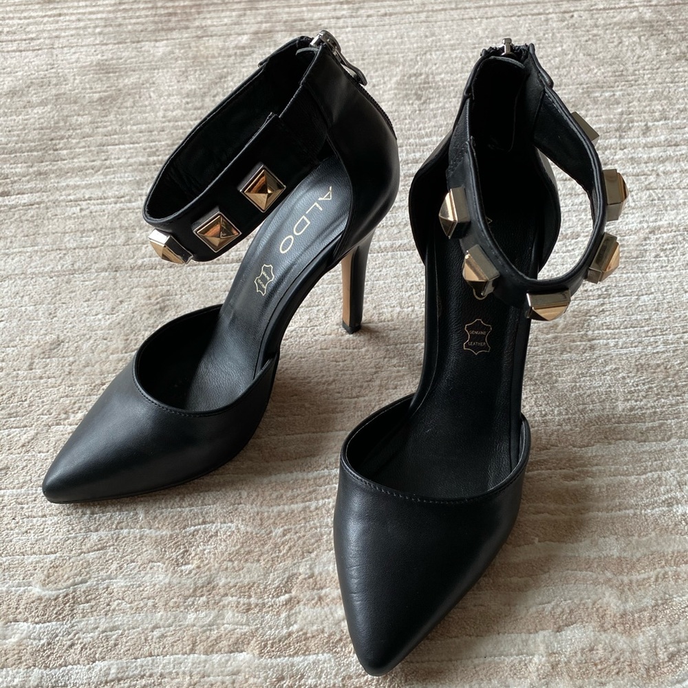 SOLD— Beautiful ALDO heels